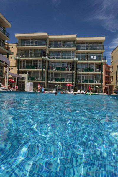 Sunny Day Club Hotel