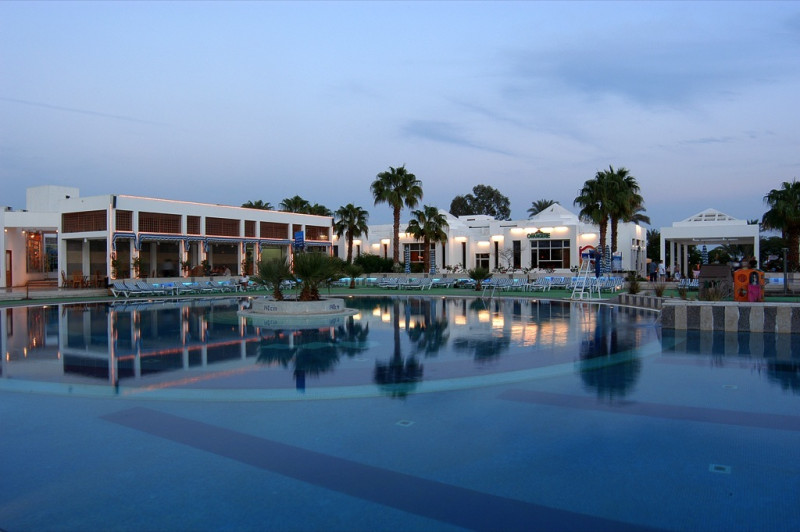 Maritim Jolie Ville Resort & Casino