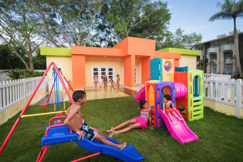 Emotions By Hodelpa Juan Dolio