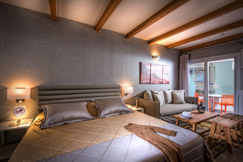 Omiros Boutique Hotel