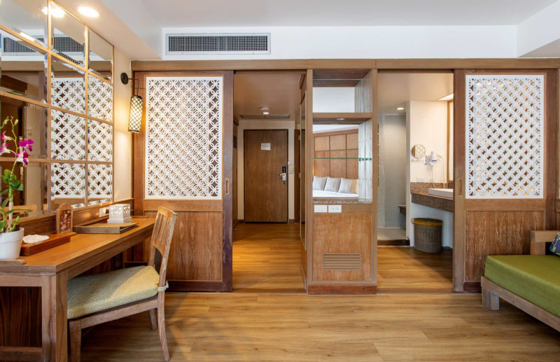 Katathani Phuket Beach Resort