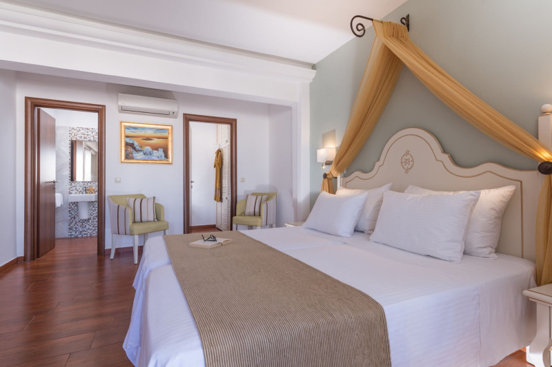 Alexander Beach Hotel & Village Resort