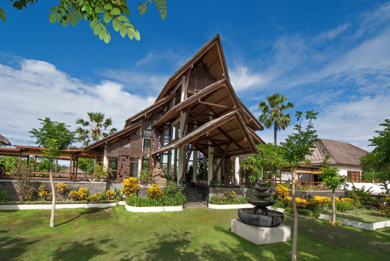 Siddhartha Ocean Front Resort & Spa