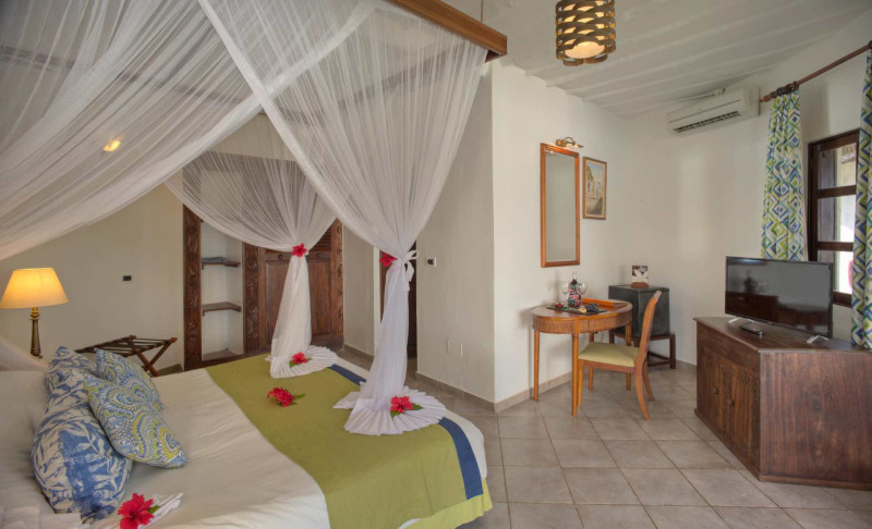 Sultan Sands Island Resort & Spa