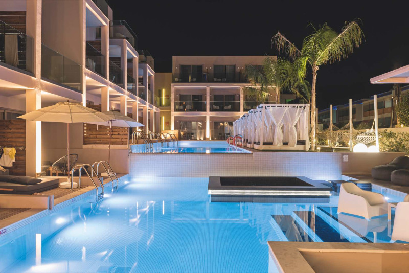Epos Luxury Beach Hotel