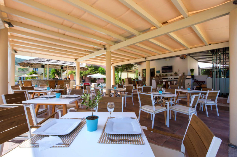 Almyros Villas Resort