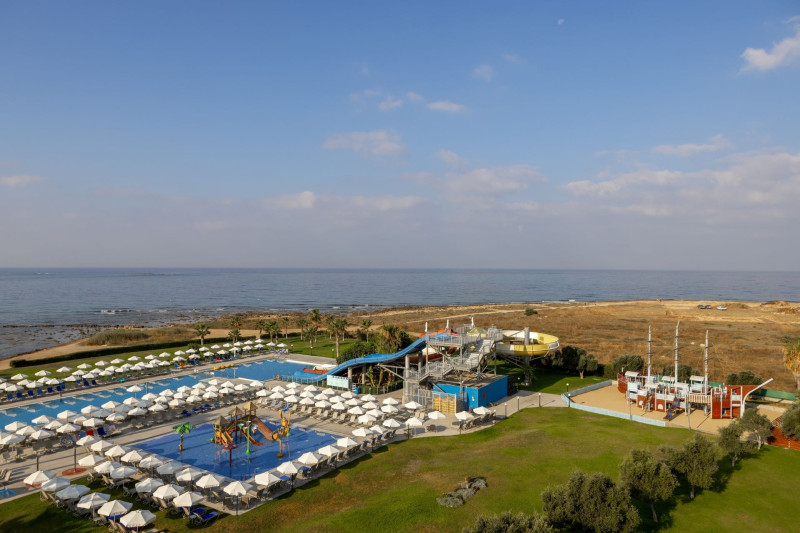 Louis Phaethon Beach