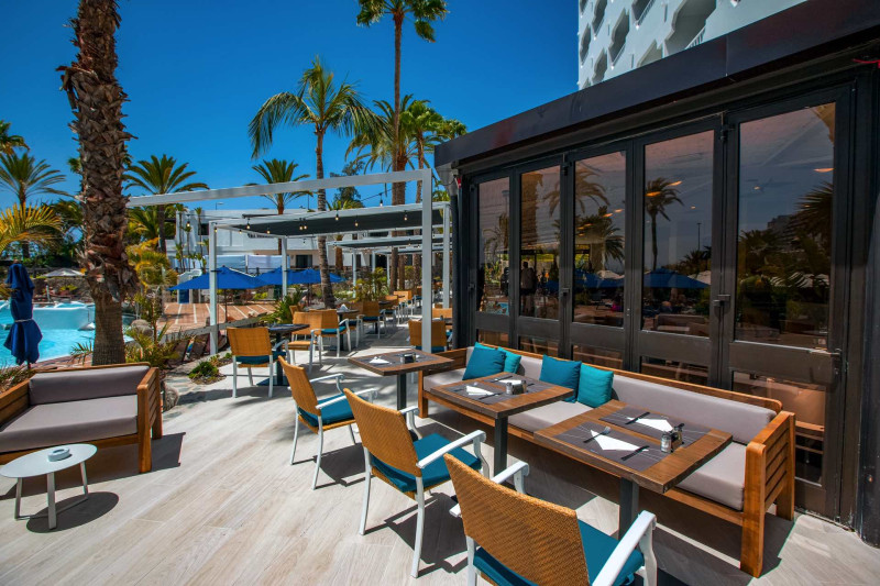 Corallium Beach by Lopesan Hotels