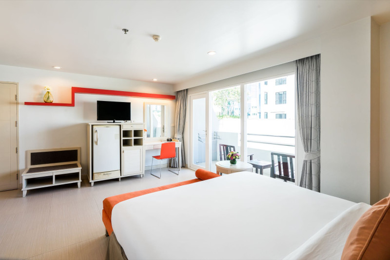 Sunshine Vista Hotel