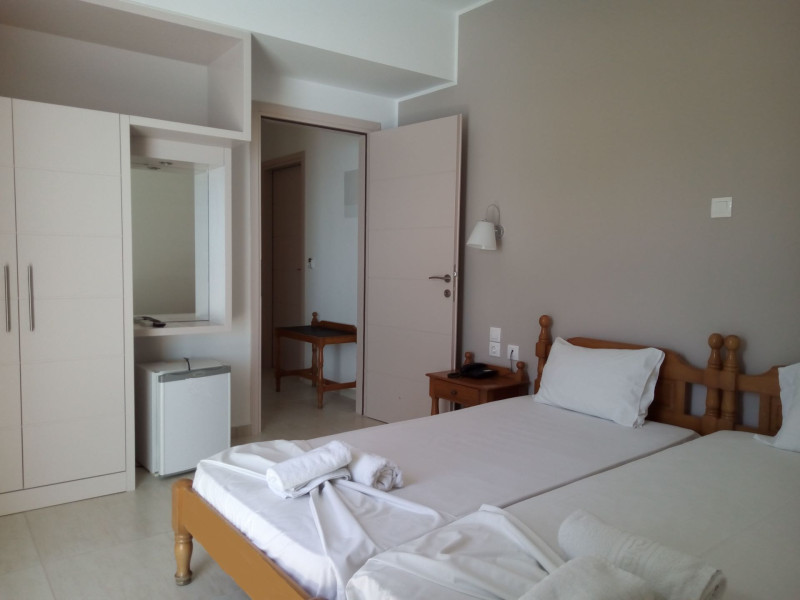 Three Stars Beach Hotel