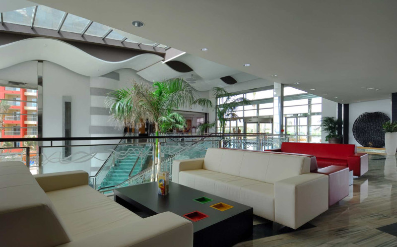 Elba Carlota Beach & Golf Resort