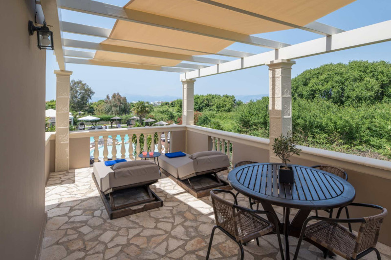 Almyros Villas Resort