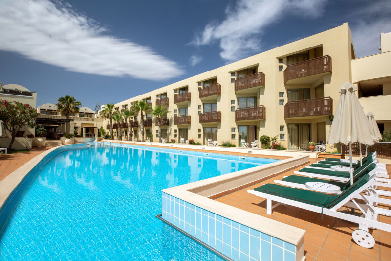 Giannoulis Santa Marina Plaza