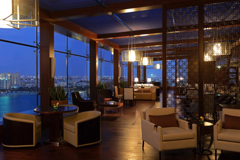 The Ritz-Carlton Abu Dhabi, Grand Canal
