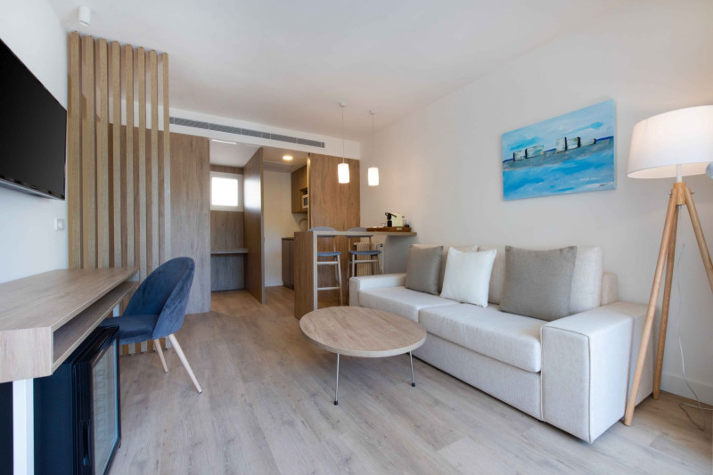 Valentin Somni Hotel & Suites