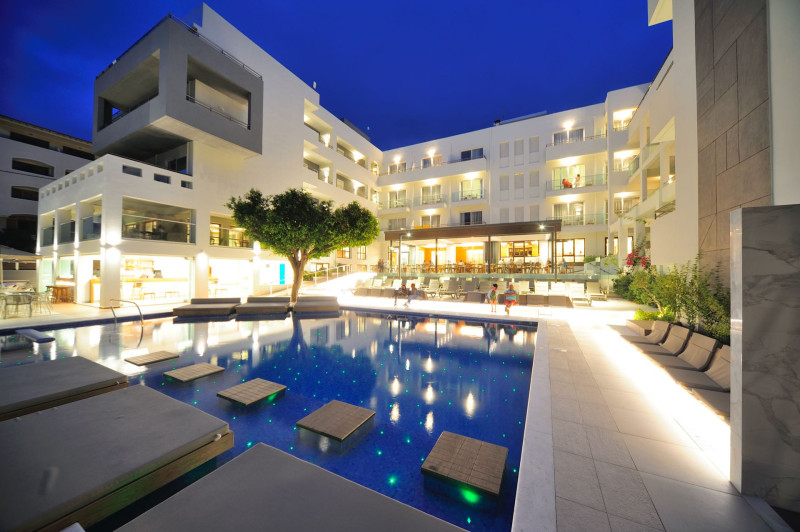 Atrium Ambiance