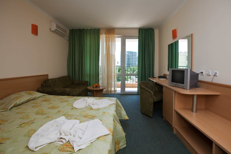Sunny Day Club Hotel