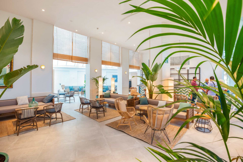 Corallium Beach by Lopesan Hotels