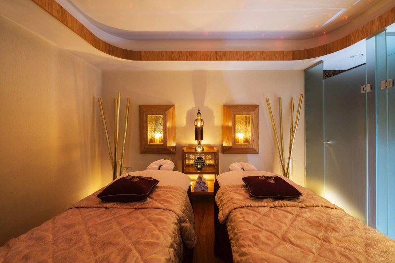 Constantinou Bros Athena Royal Beach Hotel