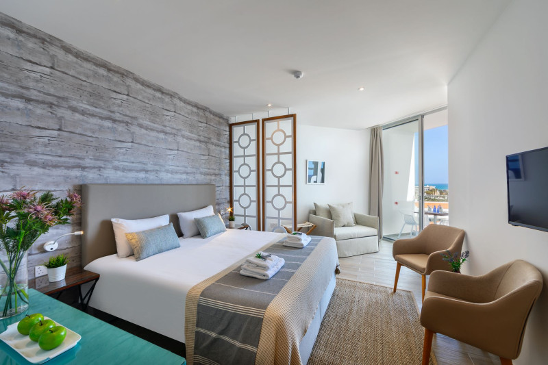 Leonardo Plaza Cypria Maris Beach Hotel & Spa