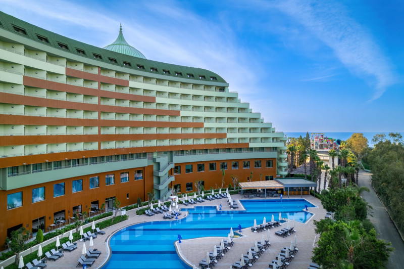 Delphin Palace