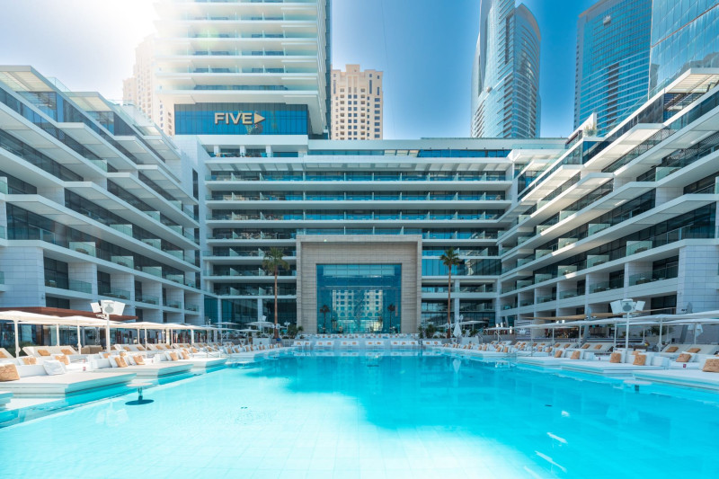 FIVE LUXE JBR