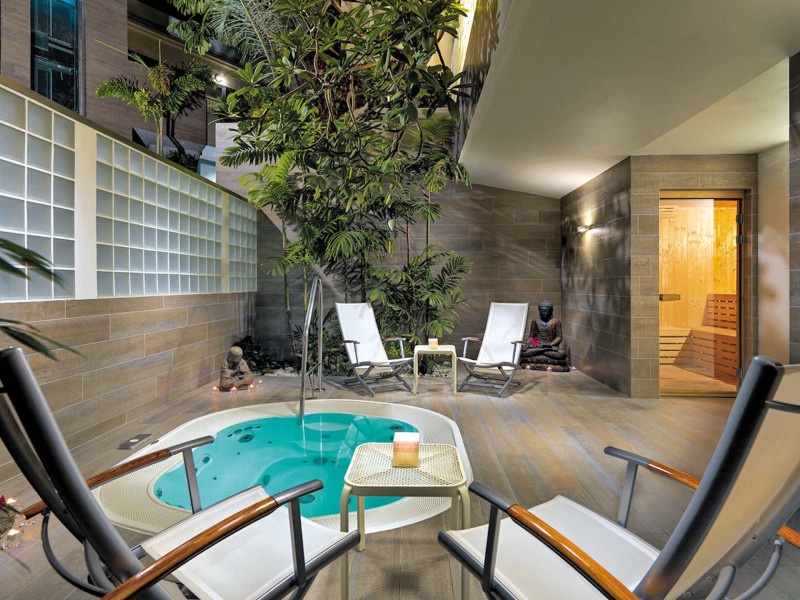 ADRIAN HOTELES Colón Guanahaní