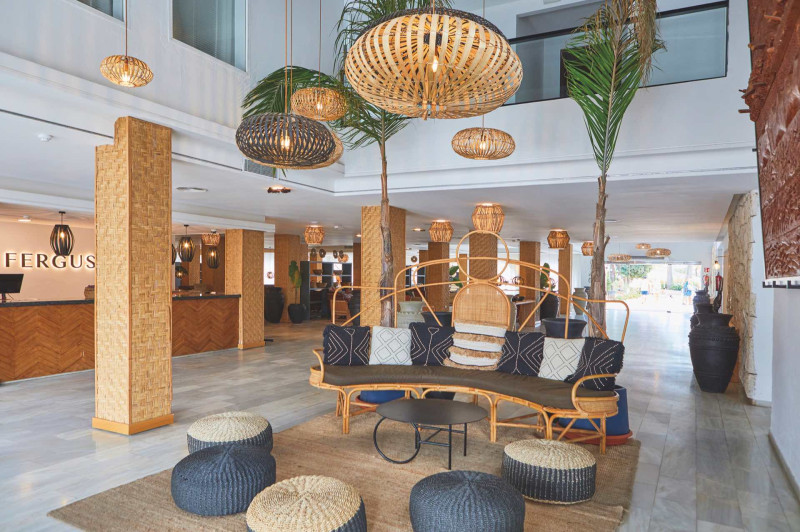 FERGUS Style Bahamas