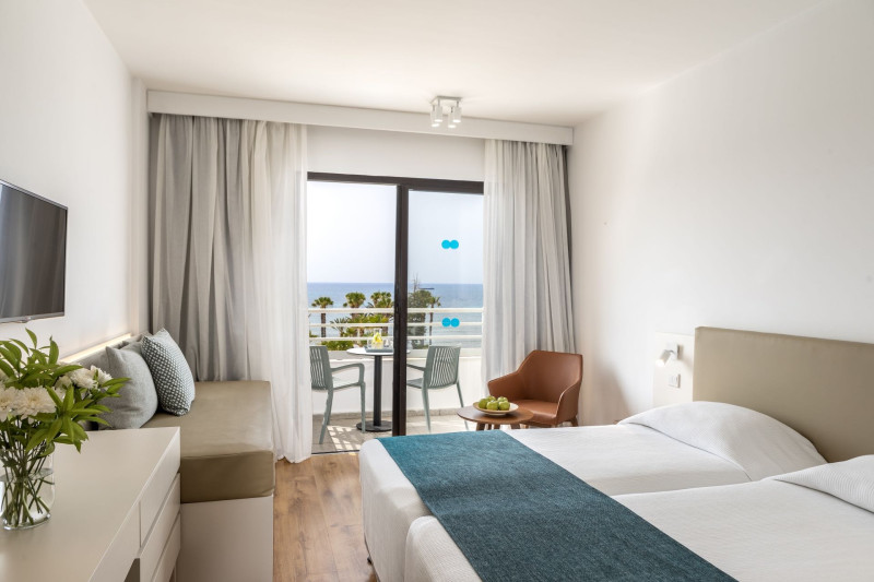 Louis Phaethon Beach