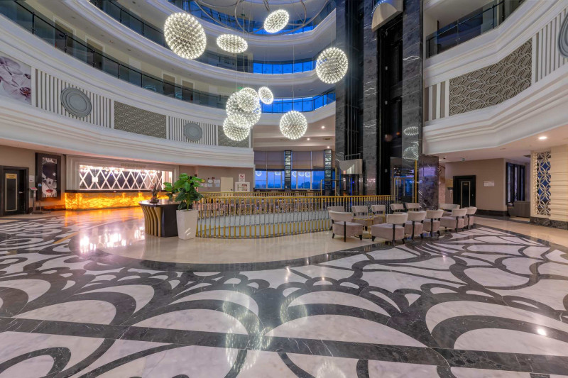 Port River Hotel & Spa