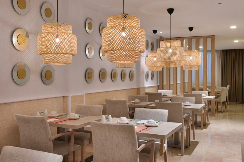 Valentin Somni Hotel & Suites