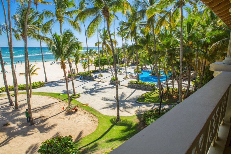 Coral Costa Caribe Beach Resort