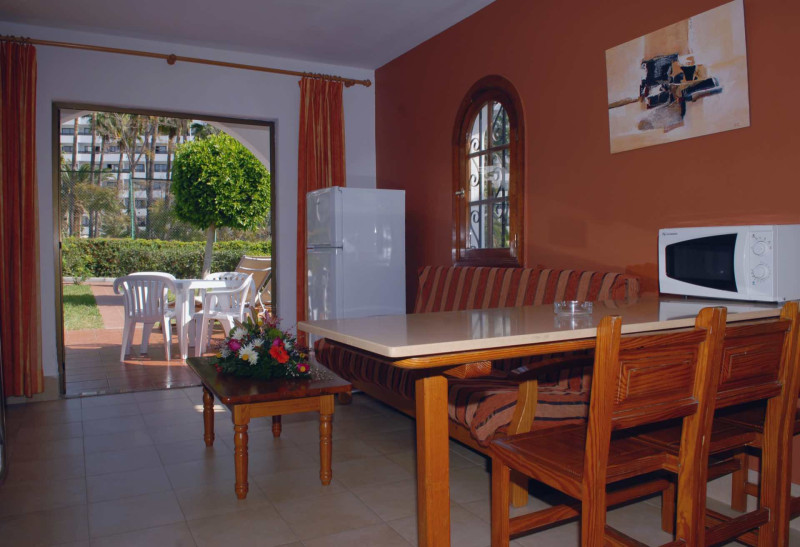 Parque Mar Studios & Bungalows