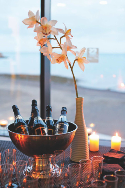 R2 Romantic Fantasia Dream