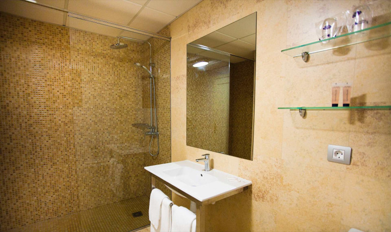 Elba Castillo San Jorge & Antigua Suite Hotel