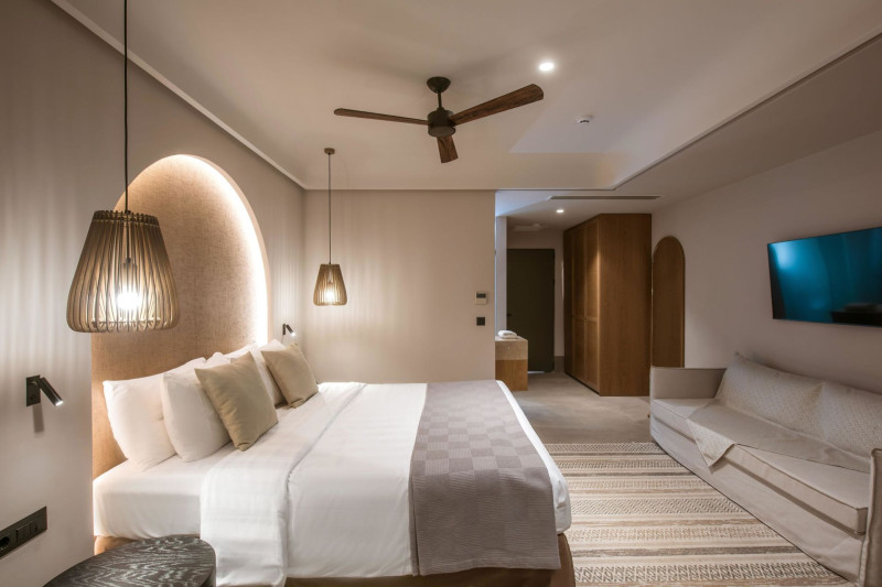 Paralos Venus Suites
