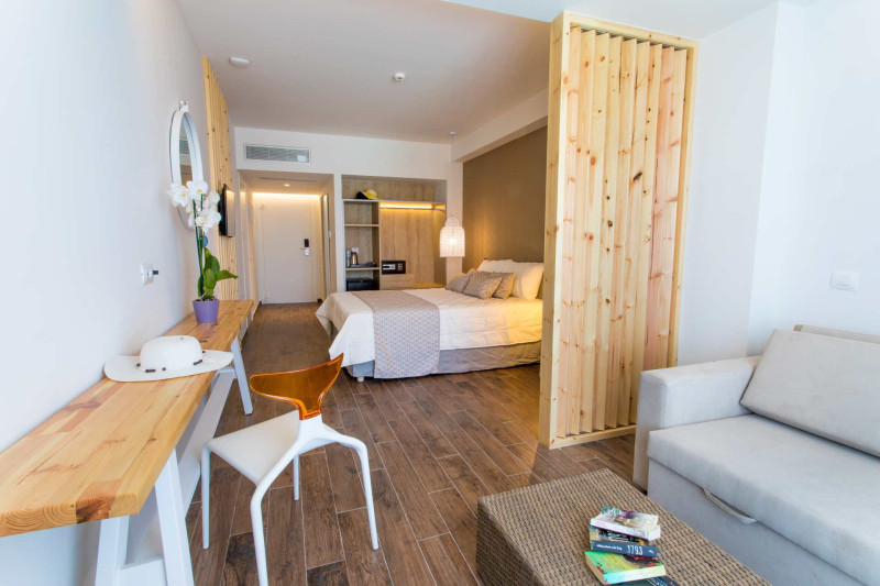 White Dreams Resort