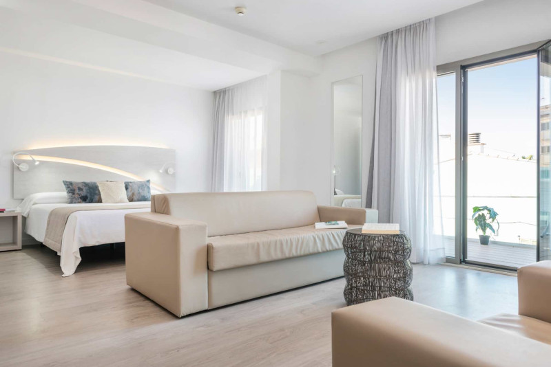 Llaut Boutique Hotel