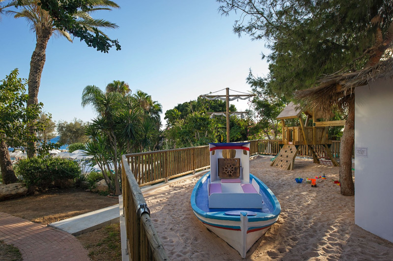 Grecian Sands Hotel