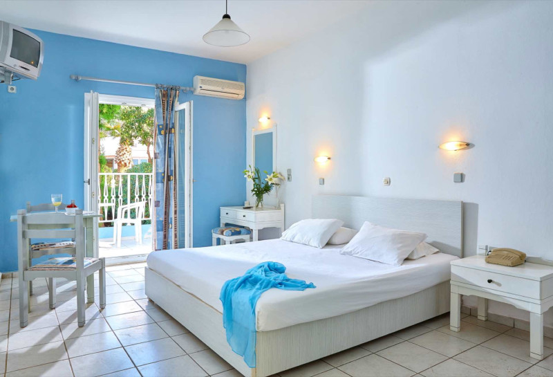 Klio Aparthotel