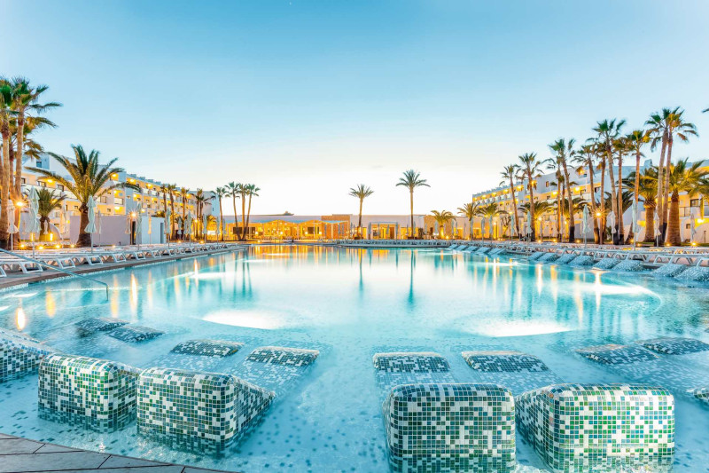 Grand Palladium White Island Resort & Spa