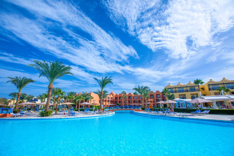 Titanic Beach & Aquapark