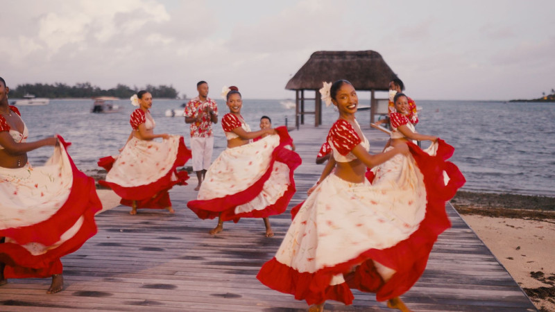 The Bay Club at Anahita