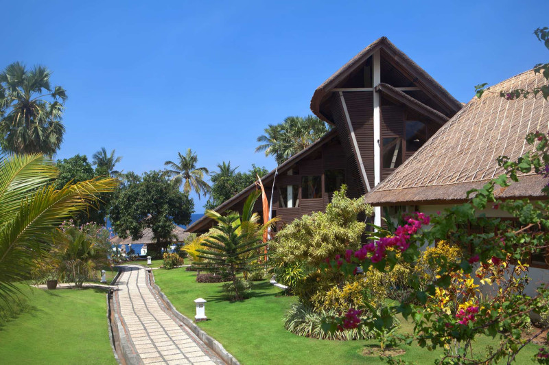 Siddhartha Ocean Front Resort & Spa