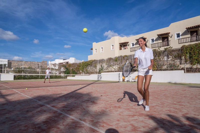 Alexander Beach Hotel & Village Resort