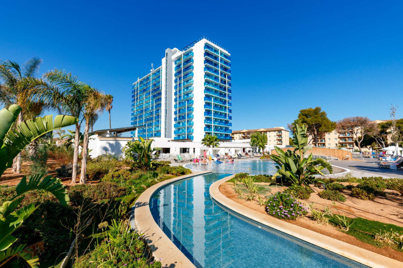 BG Tonga Tower Design Hotel & Suites