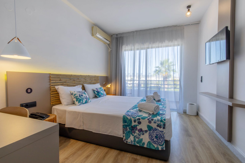 White Dreams Resort