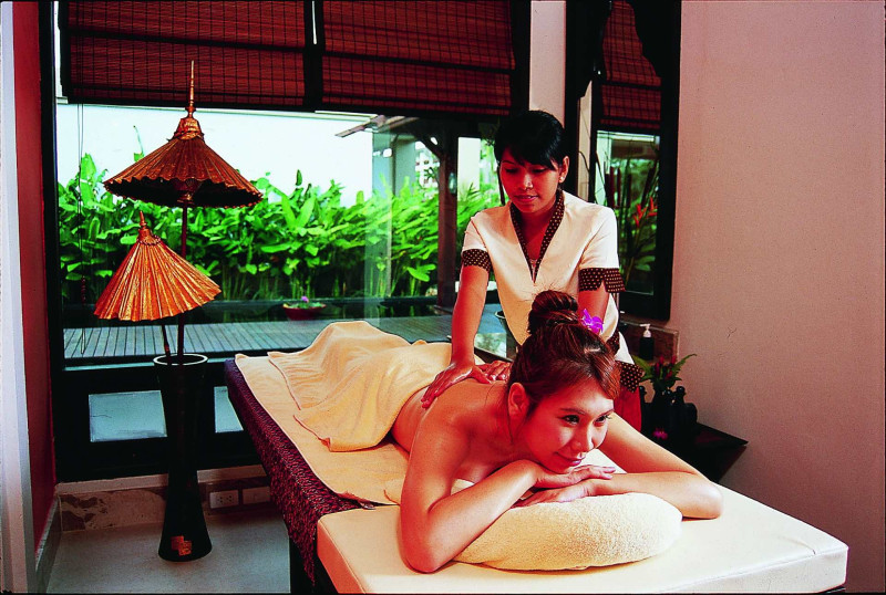 Ravindra Beach Resort