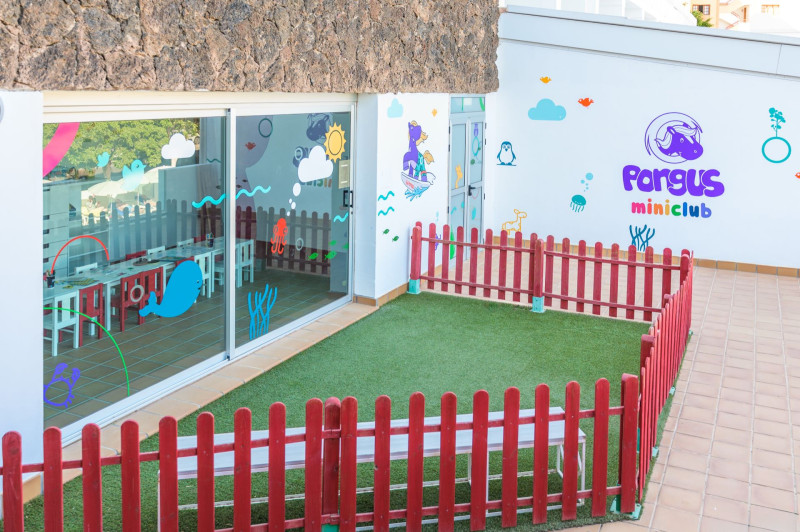 FERGUS Cactus Garden