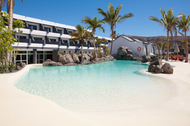 R2 Romantic Fantasia Suites